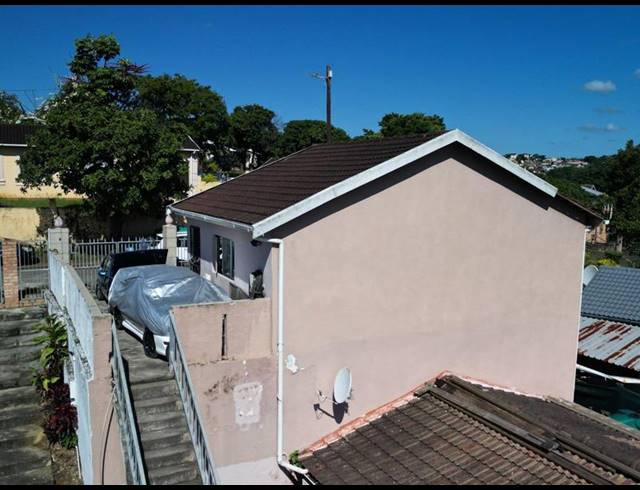 3 BEDROOM HOUSE FOR SALE IN NEWLANDS WEST